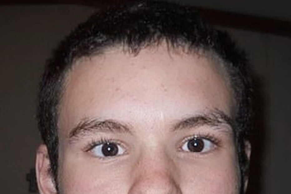 Homem de 21 anos põe anúncios a pedir cadáver de rapariga para fazer e comer