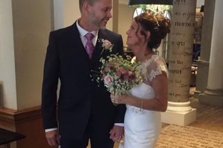 Paramédica descobre que tem meses de vida dois dias após casar