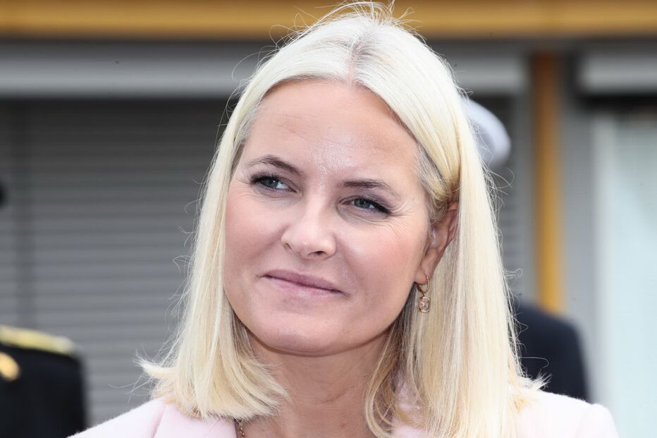 Princesa Mette-Marit da Noruega sofre de fibrose pulmonar