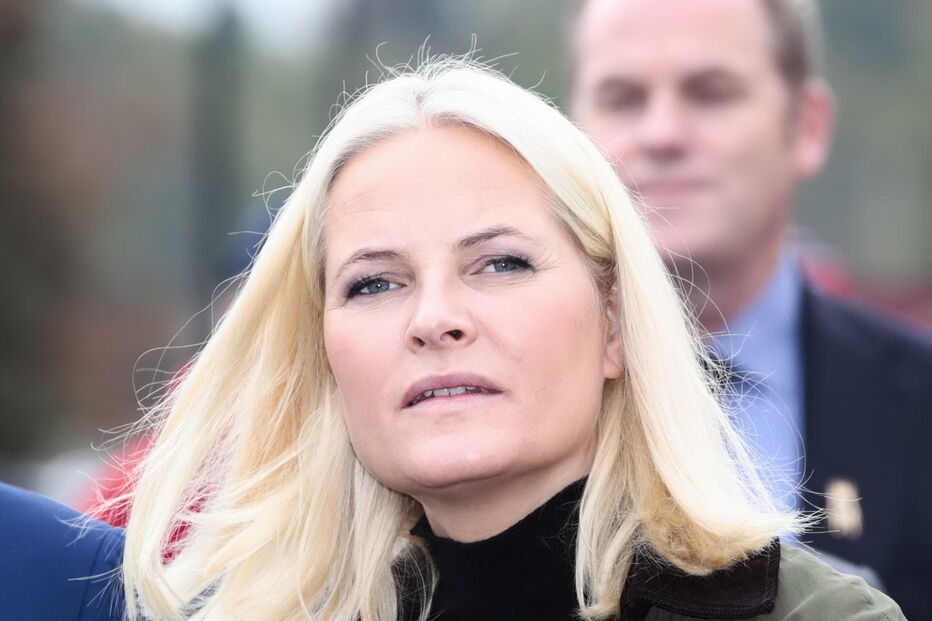 Princesa Mette-Marit da Noruega sofre de fibrose pulmonar