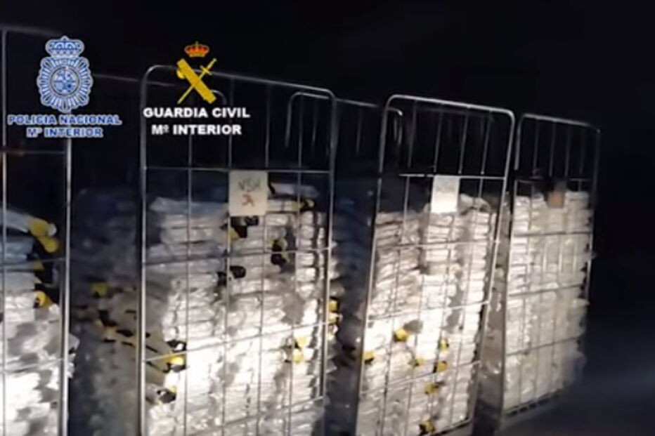 PJ ajuda polícia espanhola a apreender toneladas de cocaína em bananas