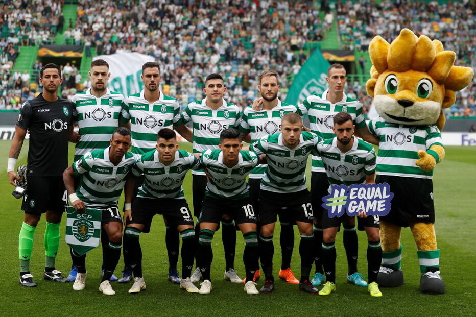 Equipa dos leões antes do jogo frente ao Arsenal 