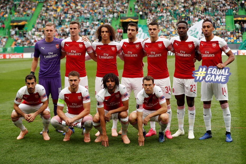 Equipa do Arsenal antes do jogo frente ao Sporting