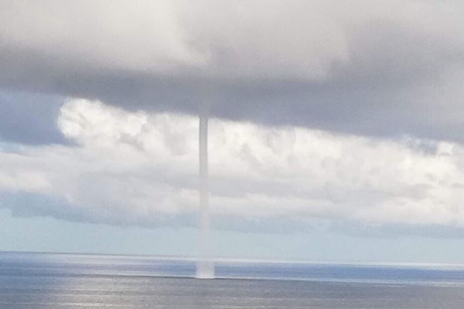Tromba de água na zona de Santa Cruz, na Madeira