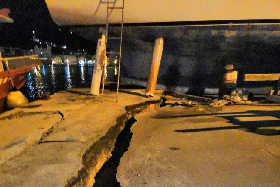 Sismo de 6.8 de magnitude abala a Grécia e faz dois feridos