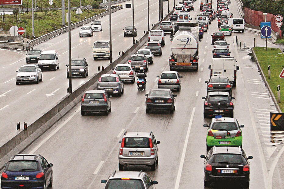 A ligação rodoviária entre Sintra e Lisboa – IC19 – é a mais movimentada das principais estradas do País 