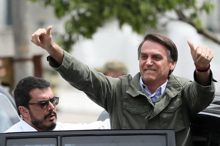 Jair Bolsonaro já votou nas presidenciais do Brasil	