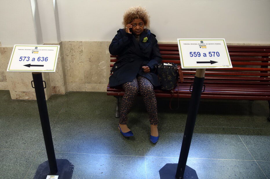 Brasileiros residentes em Portugal escolhem novo presidente do Brasil