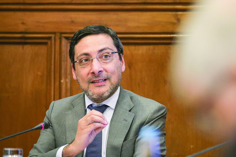 Gabinete do secretário de Estado afirma que é preciso reavaliar os prédios 