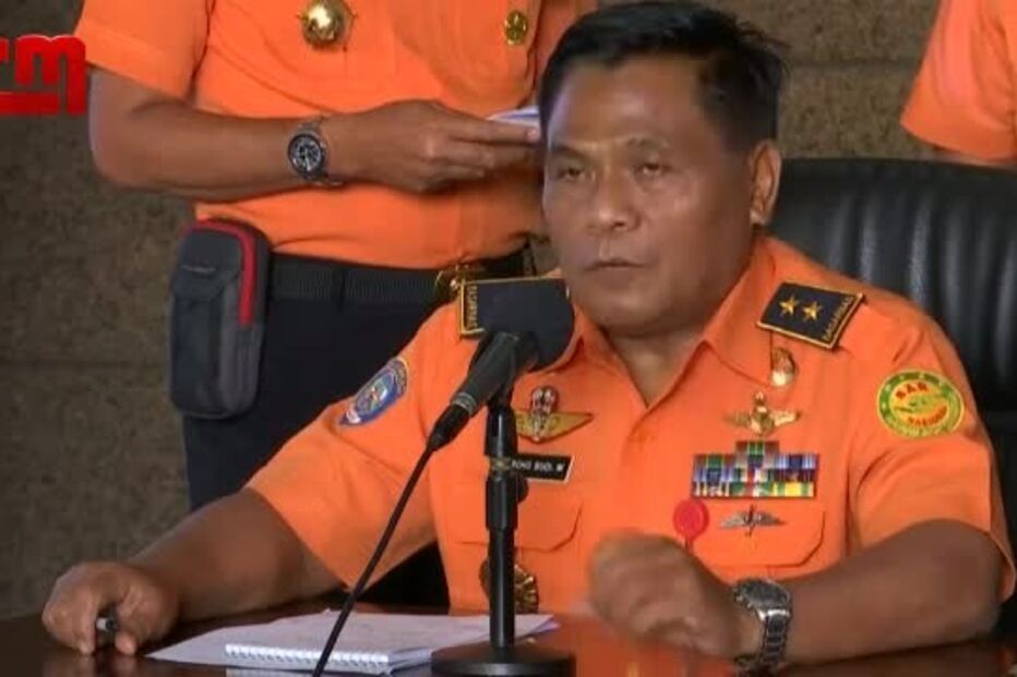 Avião novo com 189 pessoas a bordo despenha-se no mar da Indonésia