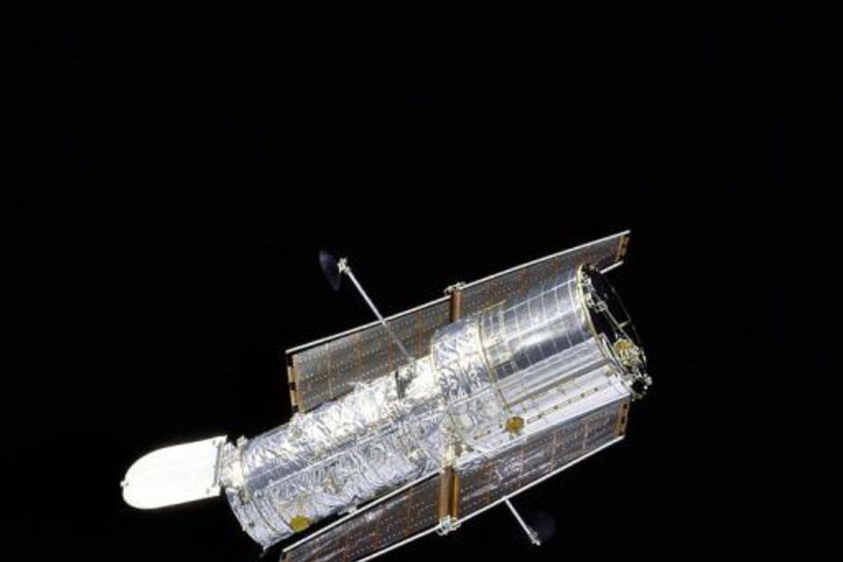 Telescópio espacial Hubble retoma observações