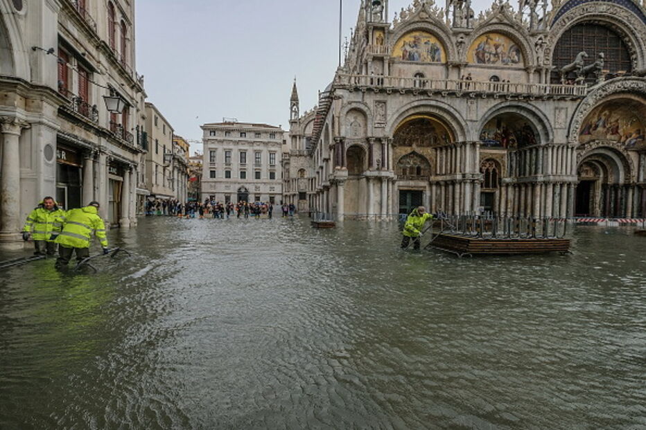 Tempestade em Itália: Vários mortos e Veneza submersa