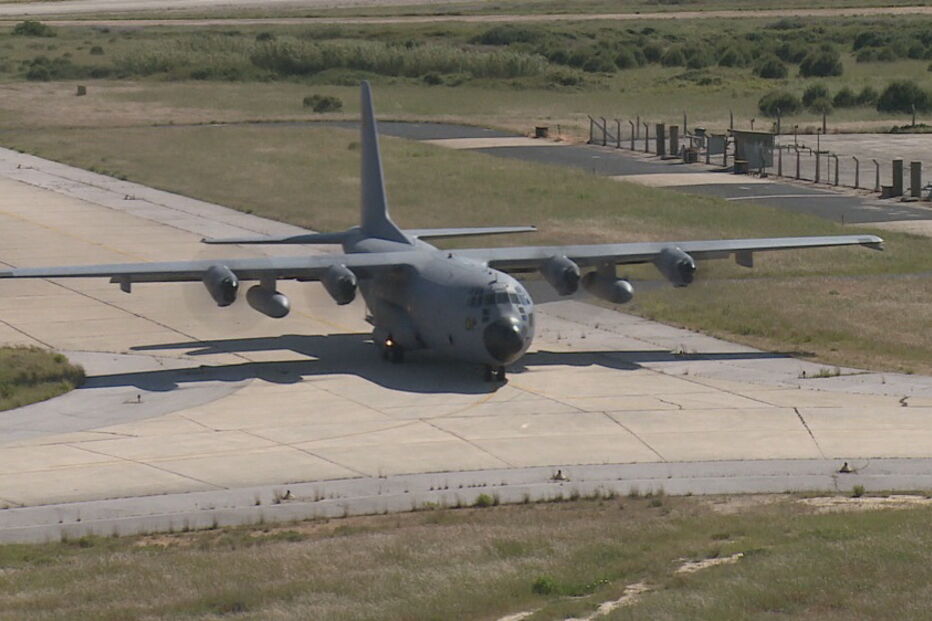 Beja, Montijo, aeroporto
