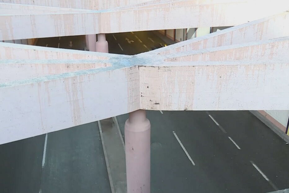 Agente da PSP morre em acidente de moto em túnel de Lisboa