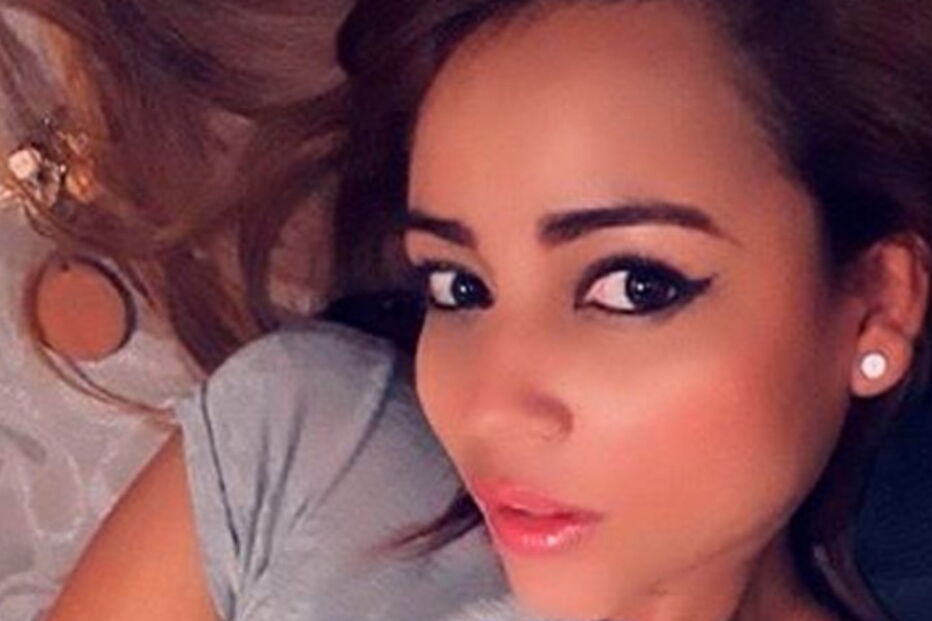 Freira sai de convento e torna-se estrela porno