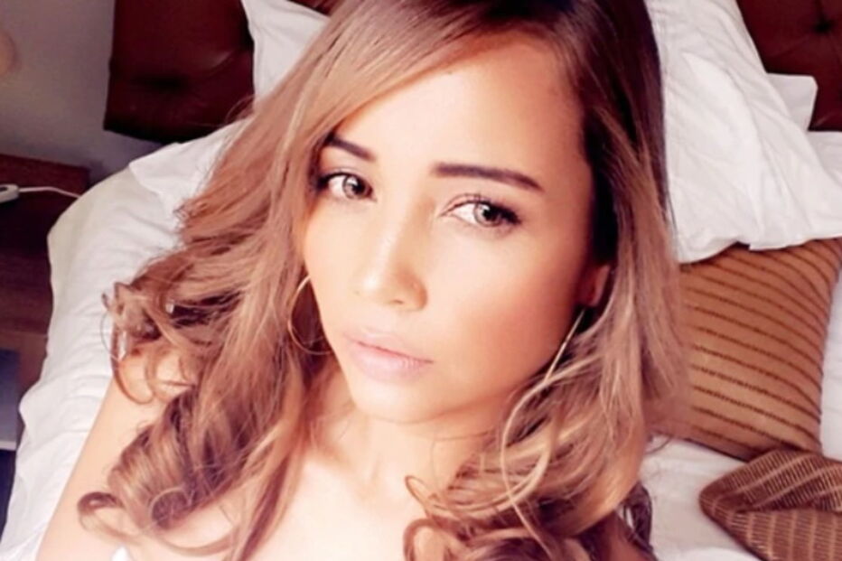 Freira sai de convento e torna-se estrela porno