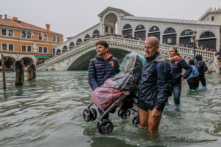 Tempestade em Itália: Vários mortos e Veneza submersa	