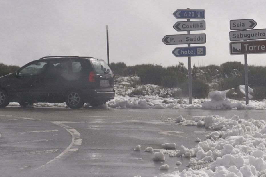 Serra da Estrela, Neve, torre