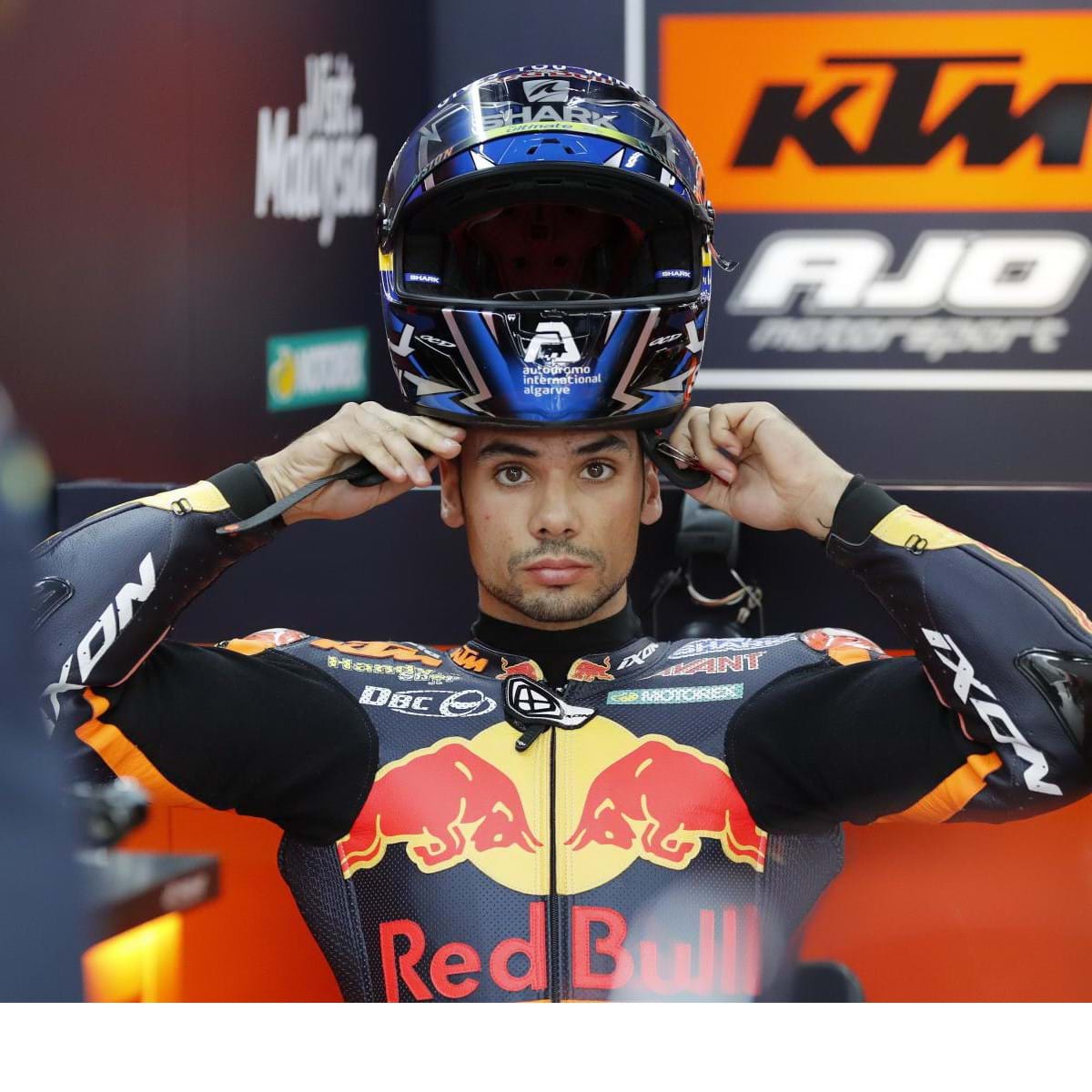 Miguel Oliveira abandona GP da Malásia após queda