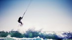 Praticante de 'kitesurf' russo morre em praia de Peniche
