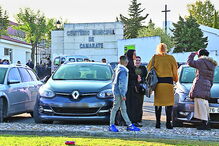 Desavenças entre grupos rivais surpreenderam os populares que foram ontem ao cemitério de Camarate