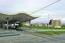 Terreno junto à estação de metro D. João II, na avenida da República, será transformado em parque de estacionamento 