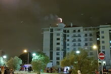 Fogo em prédio junto ao Estádio da Luz