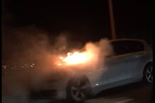 Vídeo mostra carro em chamas na Ponte 25 de Abril