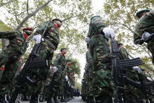 As imagens do maior desfile militar de sempre em Portugal