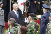 As imagens do maior desfile militar de sempre em Portugal