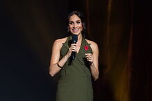 Meghan Markle deu nas vistas pelo guarda-roupa variado na viagem à Oceania