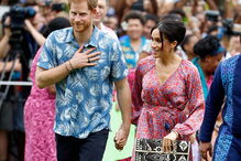 Meghan Markle deu nas vistas pelo guarda-roupa variado na viagem à Oceania