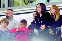 Georgina imparável no apoio a Ronaldo