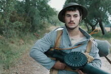 Cena da série da RTP 'Soldado Milhões'