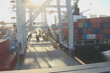 Derrame de ácido tóxico no Porto de Leixões