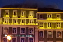 Incêndio em hotel na Praça da Figueira 