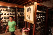 Coleção de sapatos de Imelda Marcos, antiga primeira-dama das Filipinas