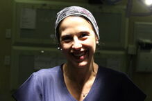 Conheça a cirurgiã que já salvou 500 vidas do cancro da mama