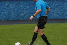 O temporal que interrompeu o jogo entre Estoril e Paços de Ferreira