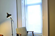 O espaço prima pela decoração minimalista e pela funcionalidade. a grande aposta passa pelo bem receber em ambiente familiar. algo que os proprietários gostariam de receber na pele de clientes