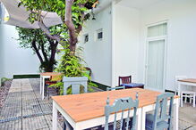 a casa do bairro fica no n.º 9 da Rua Aviadores Gago Coutinho e Sacadura Cabral, em Setúba