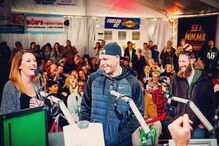 Casal e sem abrigo lucram 300 mil euros com campanha solidária e acabam detidos