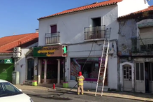 Fogo na Póvoa de Santo Adrião, Odivelas, assusta moradores