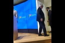 Juncker abandona conferência de imprensa por ter um sapato de cada cor