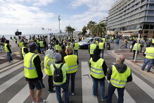 Protestos em França lançam o caos no país