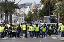Protestos em França lançam o caos no país