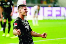 Krovinovic volta a ser opção na Luz