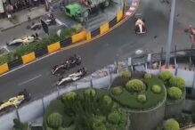 2018-11-19_11_36_47 Piloto alemã de 17 anos fratura a coluna na corrida de F3 de Macau.jpg