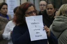 Alunos e pais na manifestação    