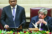 Presidente de Angola sublinhou o reforço dos laços com Portugal num discurso na Assembleia da República 